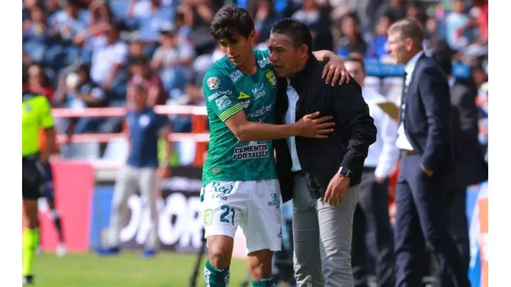 El técnico dijo que león no extraña al delantero
