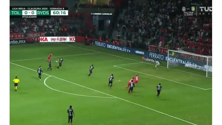 No para: Leo Fernández sacó un zurdazo imponente para el primer gol del Toluca