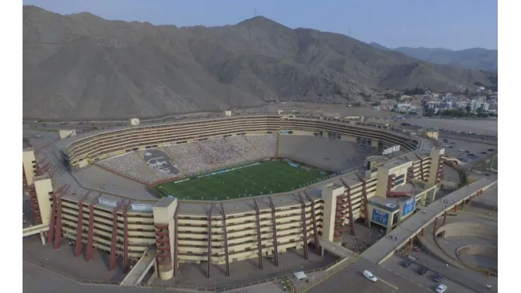 El estadio Monumental es donde la U hace de local.
