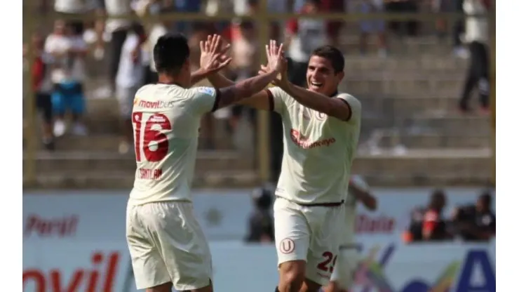 Aldo Corzo marcó el 1-0 de cabeza contra Alianza Lima.
