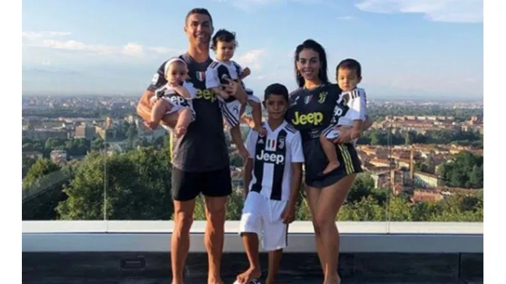 Cristiano Ronaldo se aisló en Portugal con su familia por el coronavirus