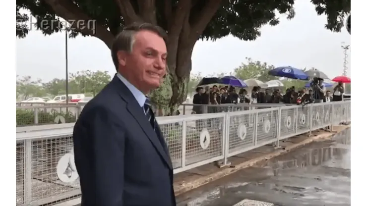 Bolsonaro sobre los brasileños y el coronavirus: "No se contagian de nada"