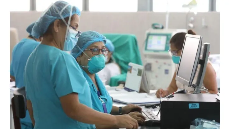 El Ministerio de Salud es liderado por Victor Zamora.
