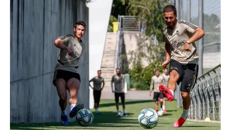 Video: 81 días después, James y el Real Madrid entrenan con el grupo completo