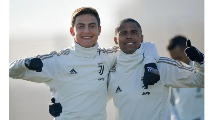 La respuesta de Douglas Costa cuando le preguntaron si con Dybala irían al Inter