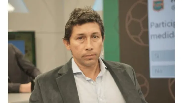 Nuevo tuit de Bermúdez sobre Tevez: "No podemos aceptar oportunismo político"