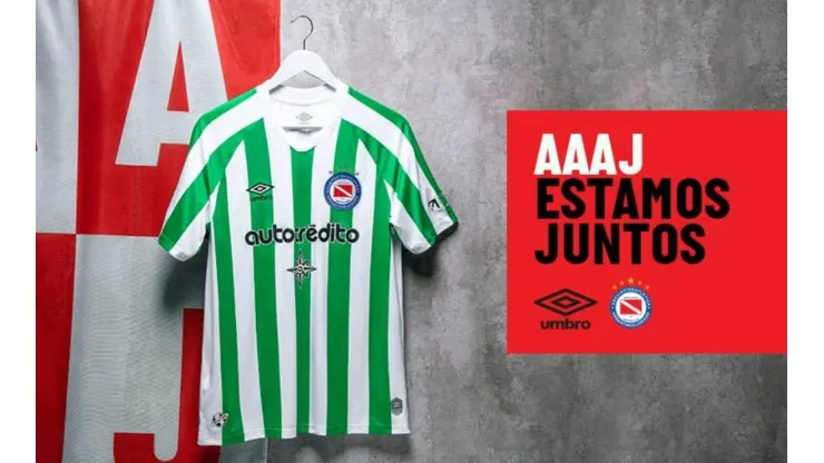 Por qué Argentinos Juniors tendrá una camiseta igual a la de Banfield