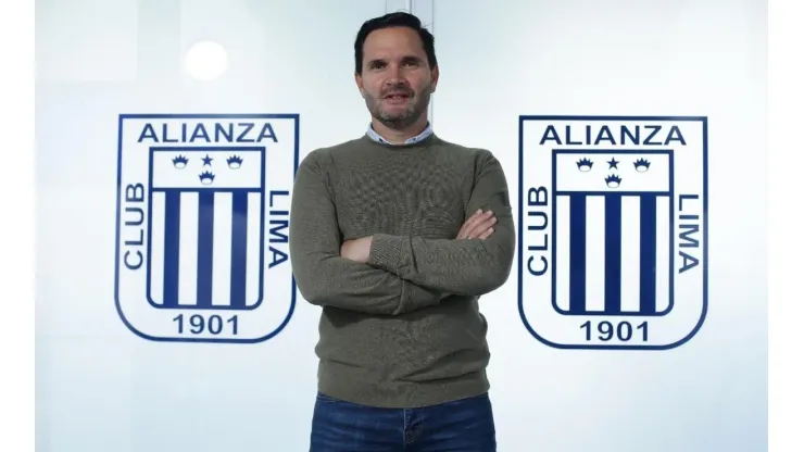 Víctor Hugo Marulanda vistió la camiseta de Alianza Lima la temporada 1997.
