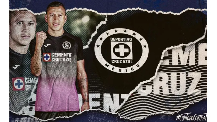 Aficionados de Cruz Azul, en contra del nuevo jersey.
