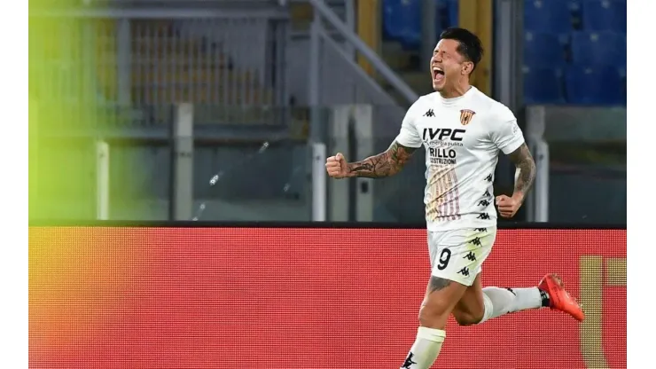 Gianluca Lapadula tiene madre italiana.
