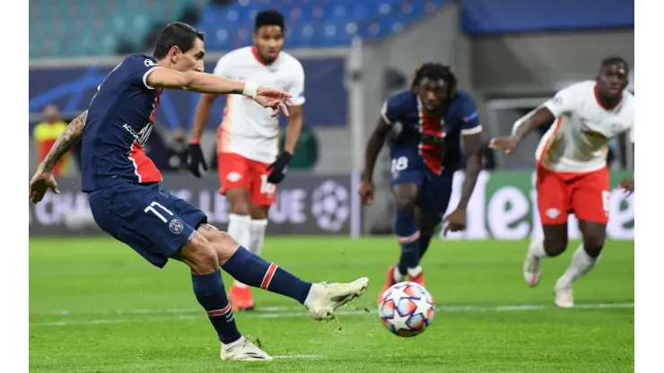 A Di María le atajaron un penal en RB Leizpig-Paris Saint-Germain