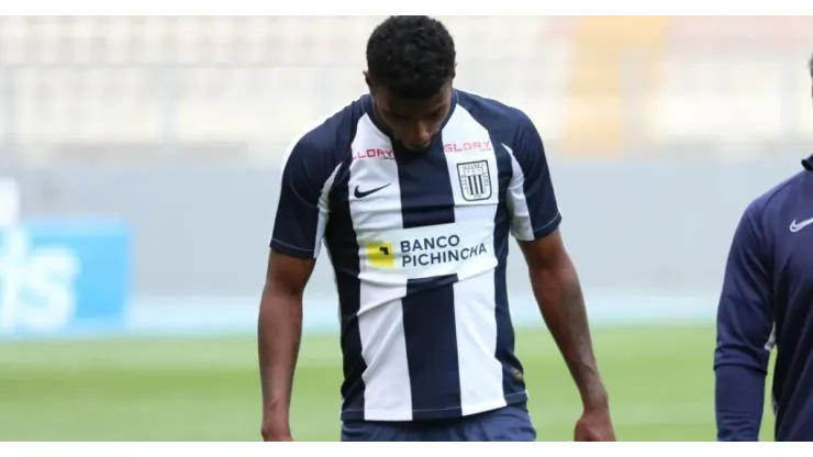 Carlos Ascues llegó este año a Alianza Lima y decepcionó.
