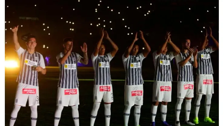 Alianza Lima tendrá que jugar la Liga 2 en este 2021.
