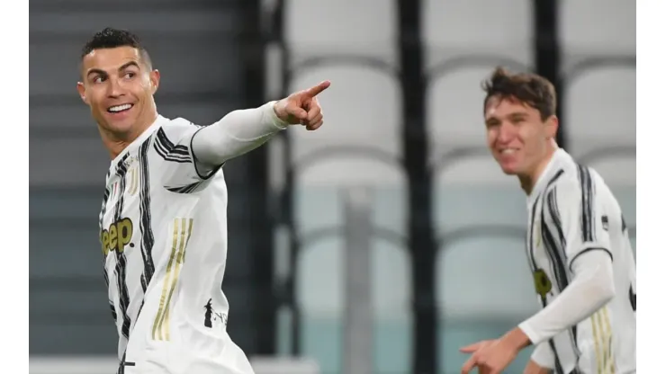 De la mano de Cristiano, Juventus le ganó a la Roma y se acerca a los líderes