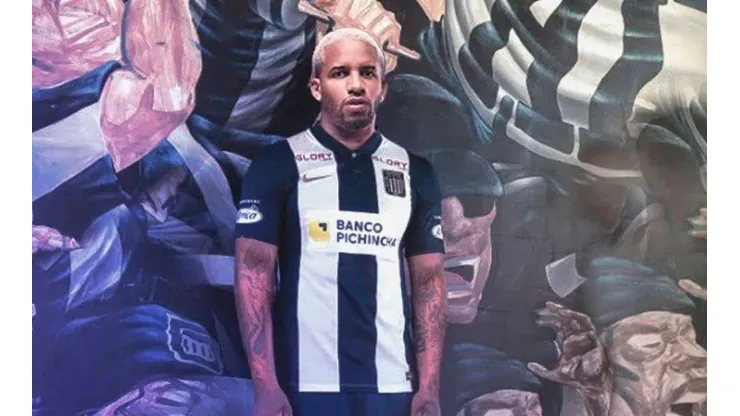 Jefferson Farfán jugará en Alianza Lima por al menos dos temporadas.
