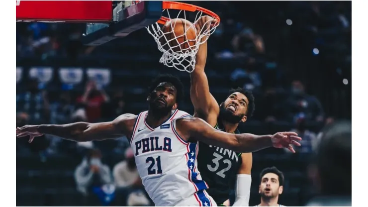 Karl Anthony Towns y Joel Embiid
