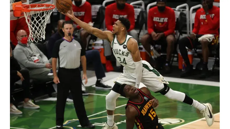 Giannis Antetokounmpo fue la figura de los Bucks (Getty Images)
