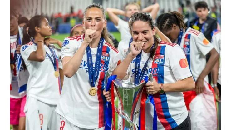 Lyon campeón: ocho títulos, una futura mamá y una DT que hizo historia