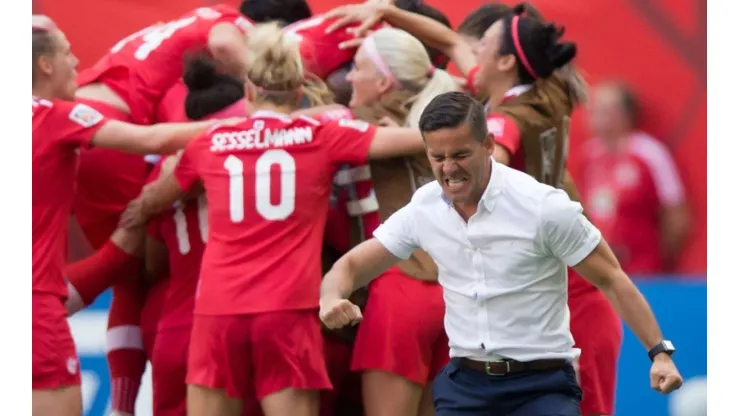 John Herdman: de revolucionar el fútbol femenino de Canadá a meter al masculino en Qatar