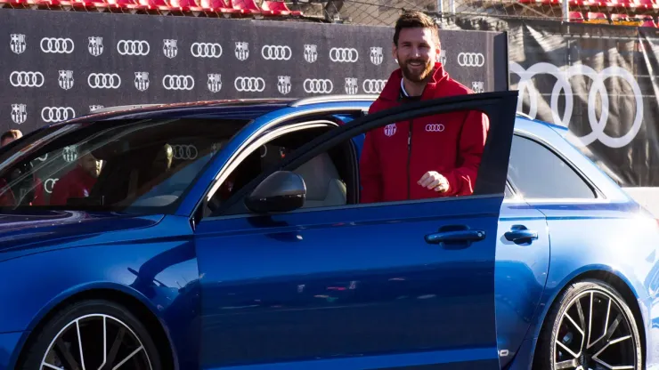 Messi recibiría este coche último modelo como REGALO si vuelve al Barcelona