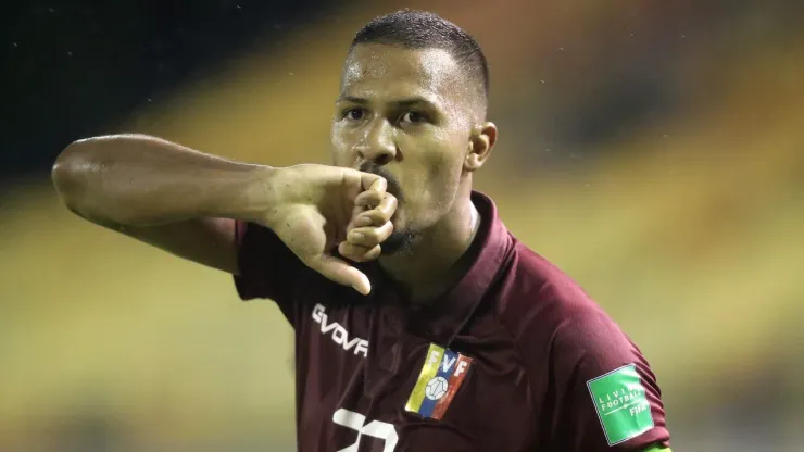 Salomón Rondón está entre los convocados de Venezuela.
