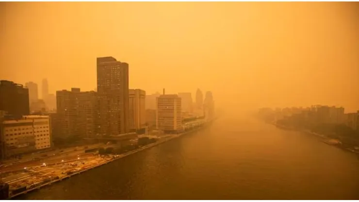 Nueva York quedó cubierta de humo.
