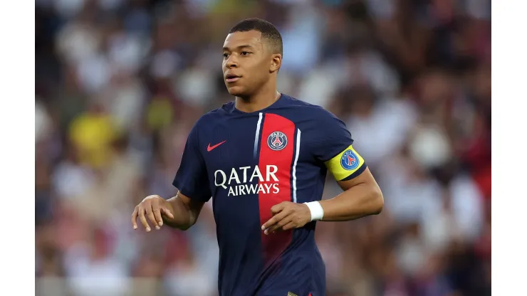 Kylian Mbappé sacude el PSG con su inesperado anuncio.
