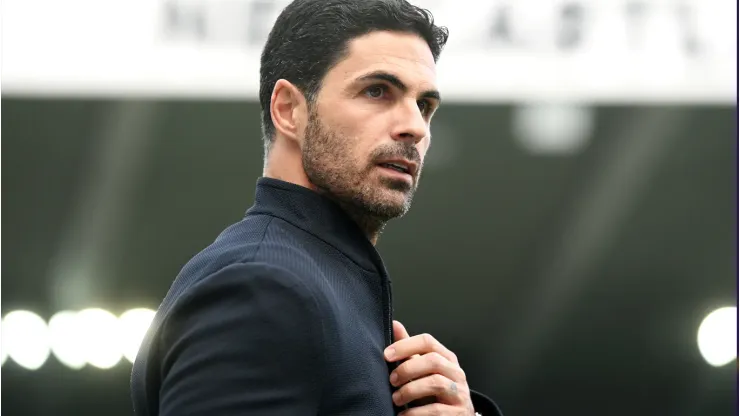 Mikel Arteta suma otro jugador en su Arsenal (Photo by Michael Regan/Getty Images)
