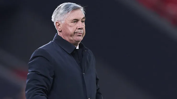 Carlo Ancelotti preocupado por la posible salida de una joya del Real Madrid (Photo by Juan Manuel Serrano Arce/Getty Images)
