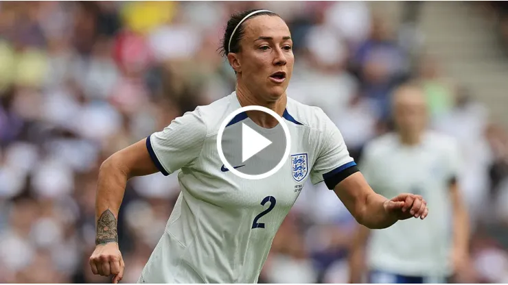 Luzy Bronze, una de las figuras que posee la Selección Inglaterra Femenina.
