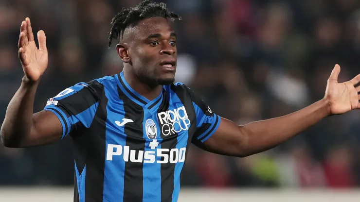 Atalanta no quiere ceder a Duván Zapata (Photo by Emilio Andreoli/Getty Images)
