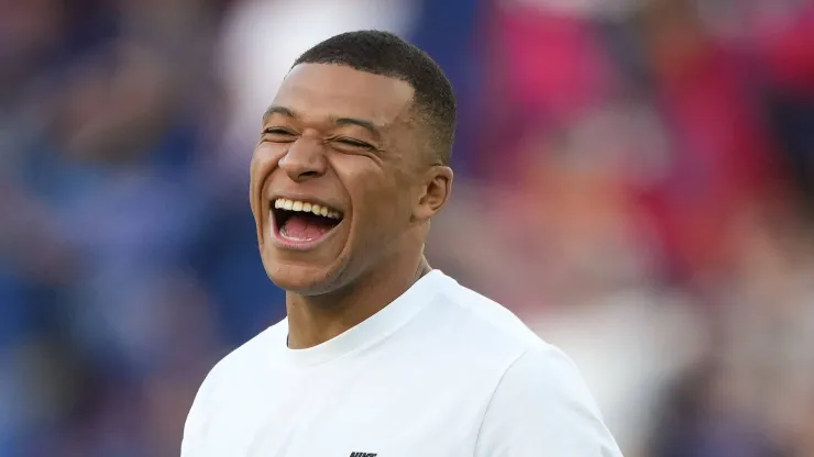 Mbappé se ofreció a un gigante europeo con una polémica condición