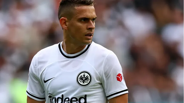 Rafael Santos Borré deja el Eintracht Frankfurt
