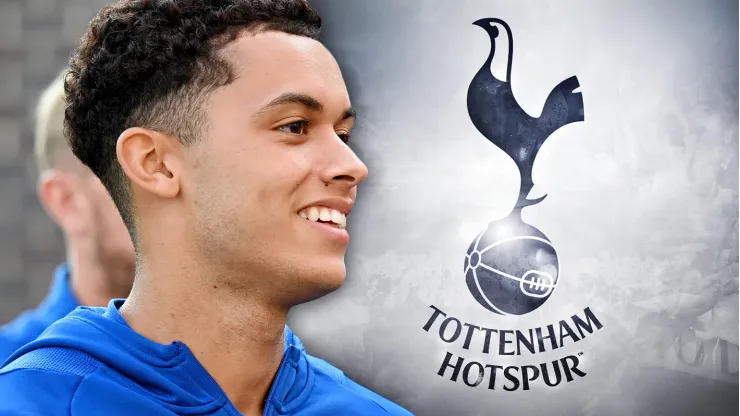 Brennan Johnson, nuevo jugador de Tottenham Hotspur
