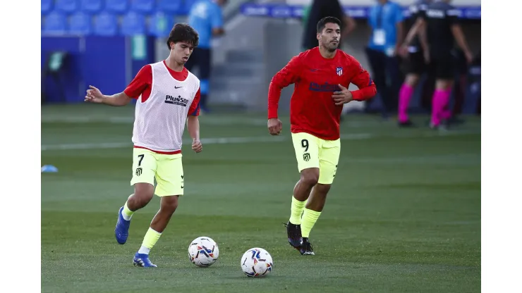 Suárez le comentó una foto a João Félix para darle la bienvenida a Barcelona