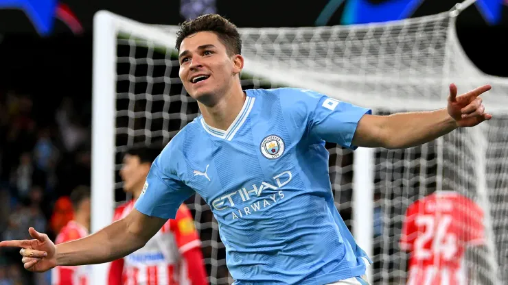 Doblete de Julián Álvarez para el Manchester City en la Champions League
