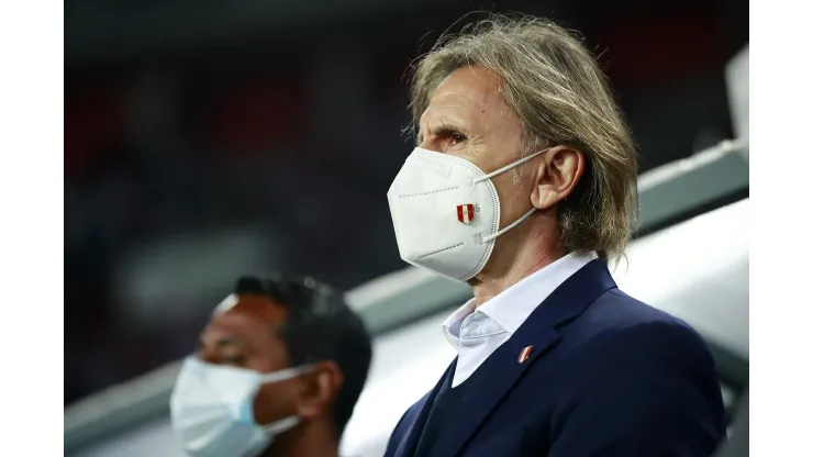 LIMA, PERU - OCTOBER 07: Ricardo Gareca coach of Peru looks on during a match between Peru and Chile as part of South American Qualifiers for Qatar 2022 at Estadio Nacional on October 07, 2021 in Lima, Peru. (Photo by Daniel Apuy/Getty Images)
