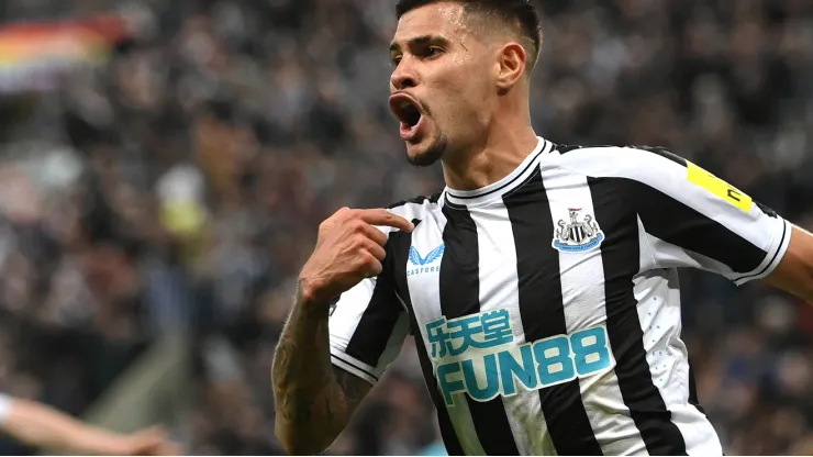 Bruno Guimaraes renueva con Newcastle, nueva cláusula de 100 millones
