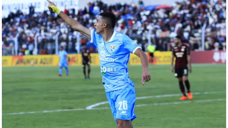 La fuerte suma que deberán pagar Alianza Lima y Sporting Cristal por Kevin Serna