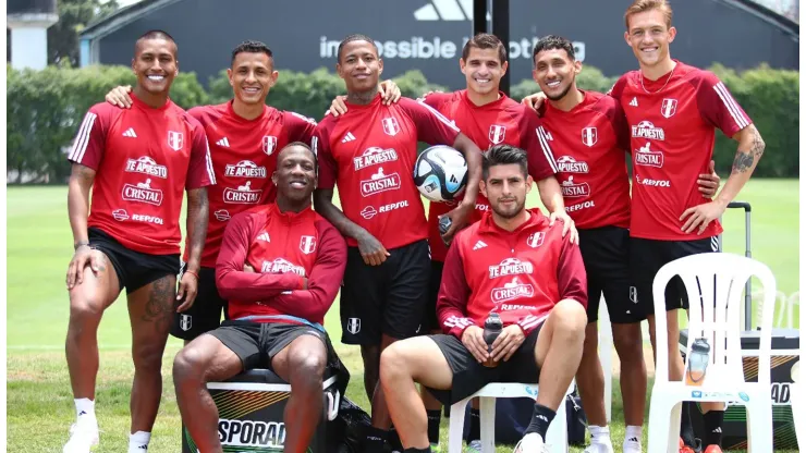 Se filtra lista de jugadores convocados del extranjero a la Selección Peruana