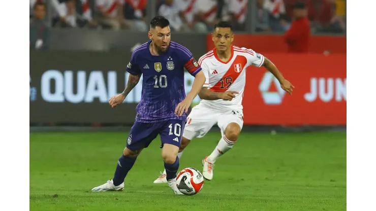 LIMA, PERU - OCTOBER 17: Lionel Messi of Argentina drives the ball during a FIFA World Cup 2026 Qualifier match between Peru and Argentina at Estadio Nacional de Lima on October 17, 2023 in Lima, Peru. (Photo by Leonardo Fernandez/Getty Images)
