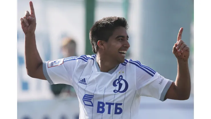 MOSCOW, RUSSIA - OCTOBER 06:  Christian Noboa of FC Dinamo Moscow celebrates after scoring the opening goal during the Russian Football League Championship match between PFC CSKA Moscow and FC Dinamo Moscow on October 6, 2013 in Moscow, Russia.  (Photo b /Epsilon/Getty Images)
