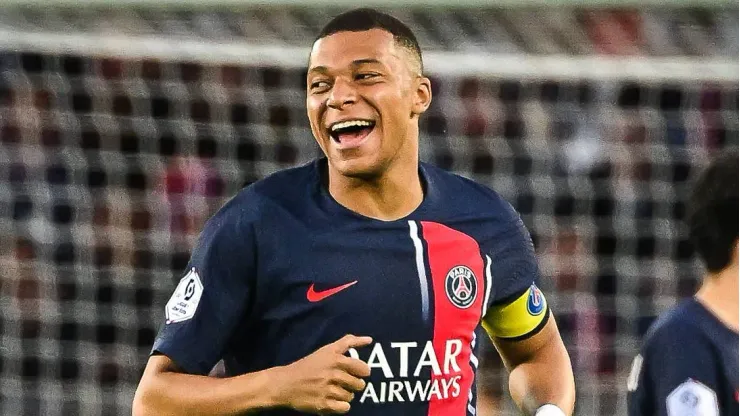 Luis Enrique confirmó que Kylian Mbappé estará ante la Real Sociedad por la ida de los Octavos de Final de la UEFA Champions League.
