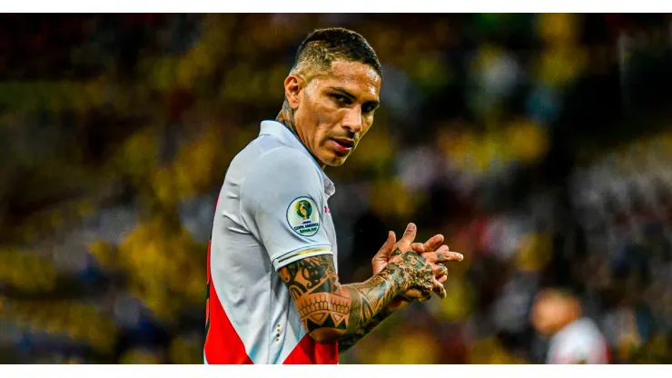 Paolo Guerrero y Perú.
