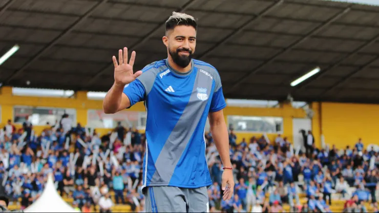 Cristhian Noboa y un mensaje que confundió a la hinchada de Emelec. 
