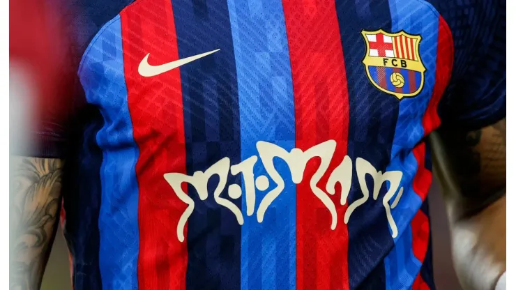 Barcelona puede romper con Nike y hacer su propia camiseta. 
