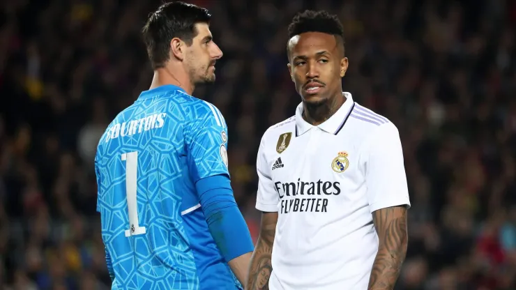 Thibaut Courtois y Eder Militao, cerca de regresar al once del Real Madrid.
