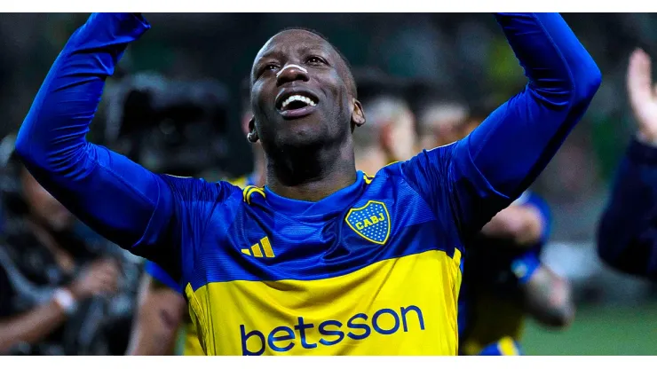 Luis Advíncula y Boca Juniors.
