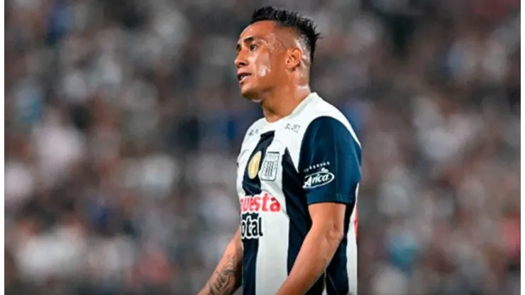 Christian Cueva sigue en problemas con Alianza Lima y no se opera
