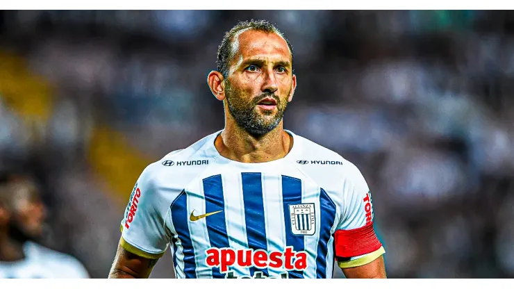 Hernán Barcos en Alianza Lima.
